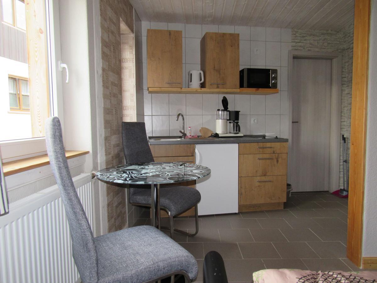 Ferienapartments Am Dorfplatz Langscheid  Ngoại thất bức ảnh