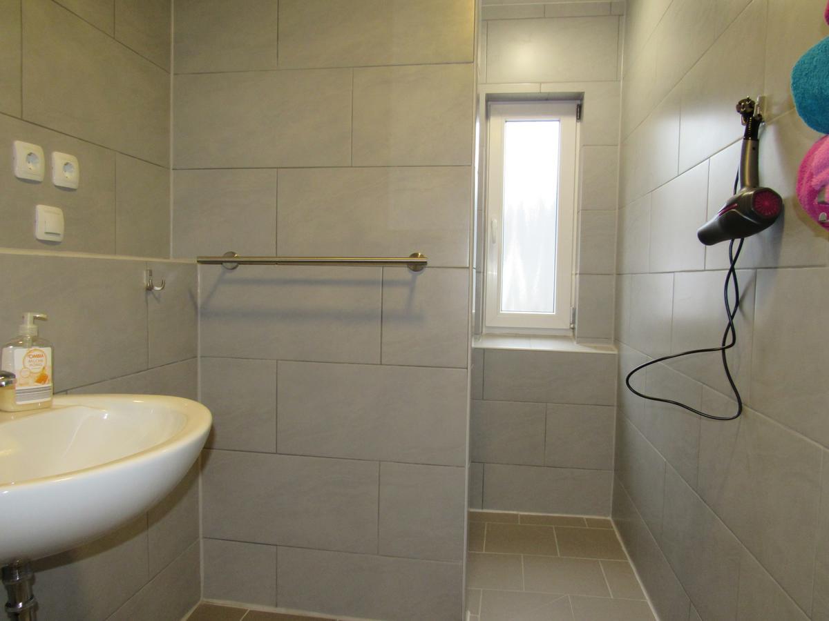 Ferienapartments Am Dorfplatz Langscheid  Ngoại thất bức ảnh